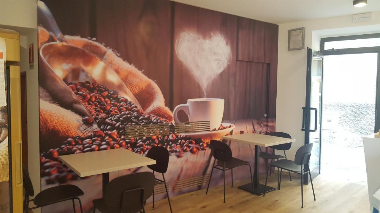 Hotel Pace Brenzone Extérieur photo