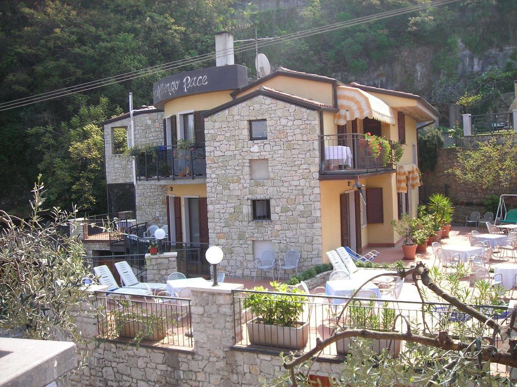 Hotel Pace Brenzone Extérieur photo